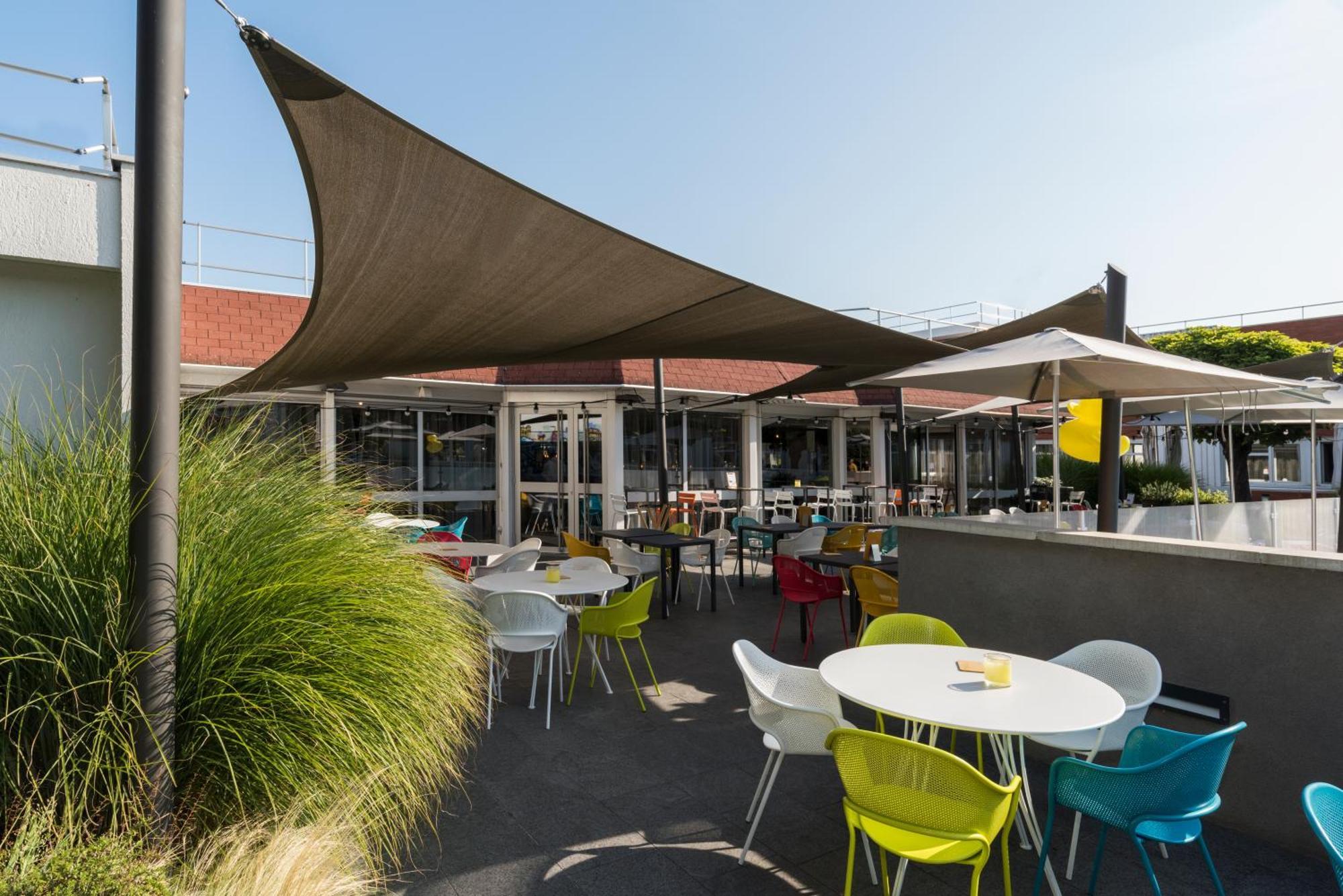 Ibis Styles Lyon Bron Eurexpo Hotel Bagian luar foto