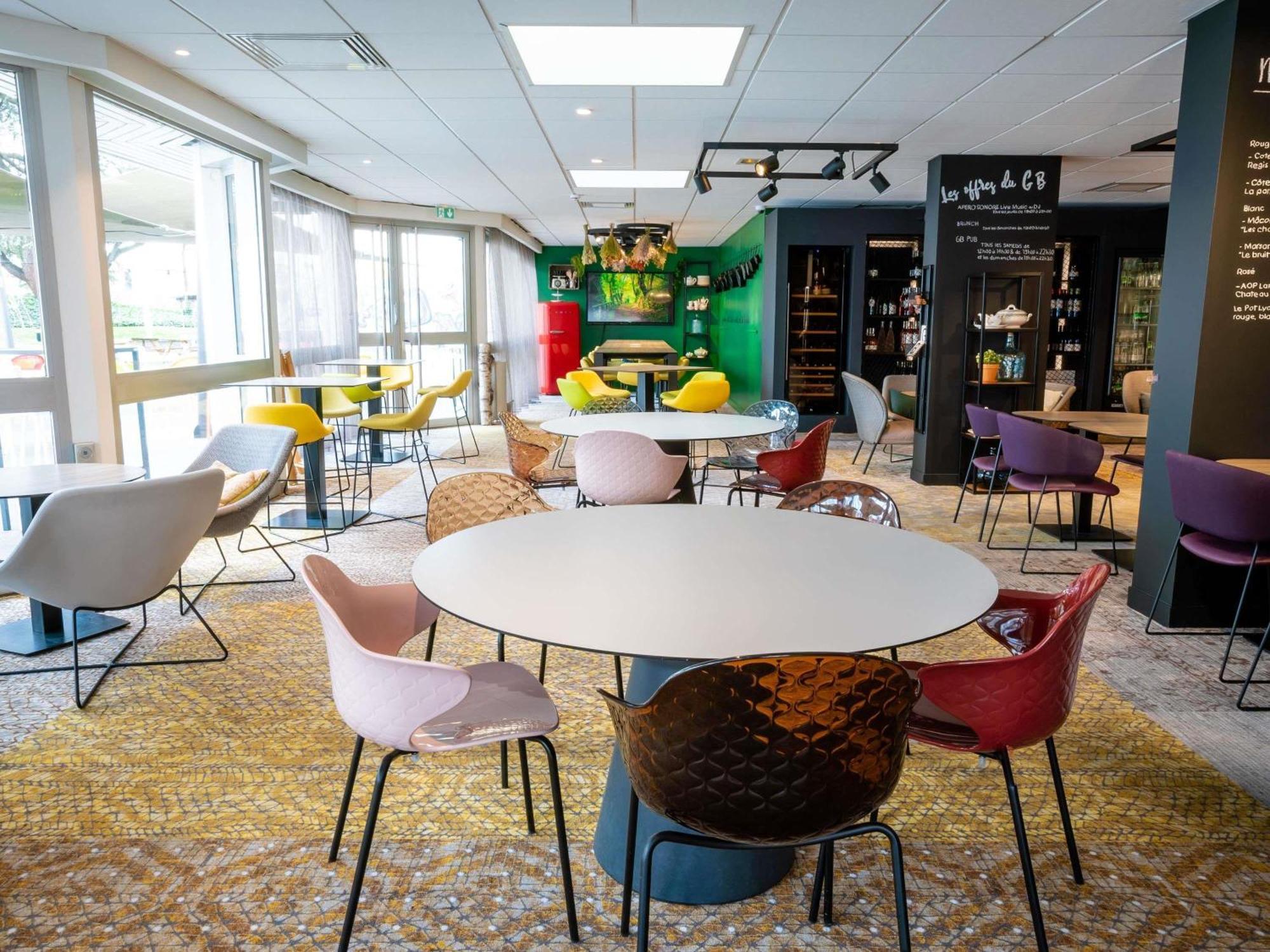 Ibis Styles Lyon Bron Eurexpo Hotel Bagian luar foto